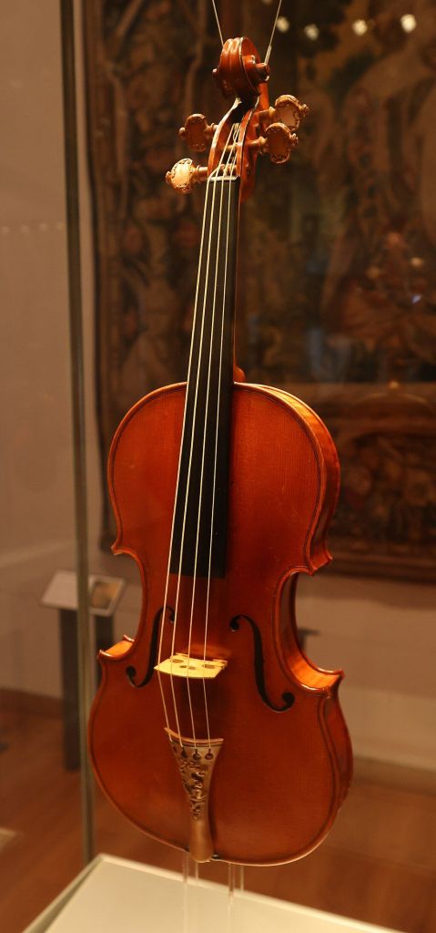 How Many Stradivarius Violins Are There - Messiah Stradivarius in the Ashmolean Museum