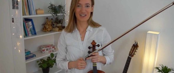 How to play O Come All Ye Faithful - Violin Lesson