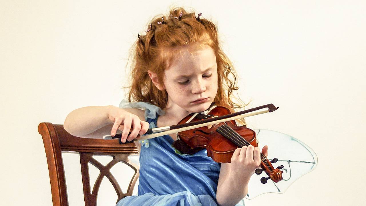 Suzuki Method - children learn violin