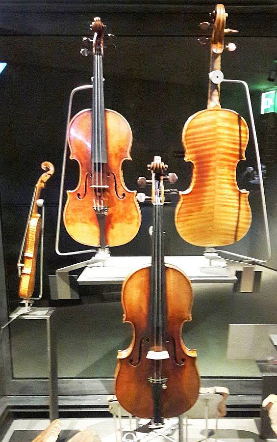 Violin Facts - Violins from Stradivaris workshop