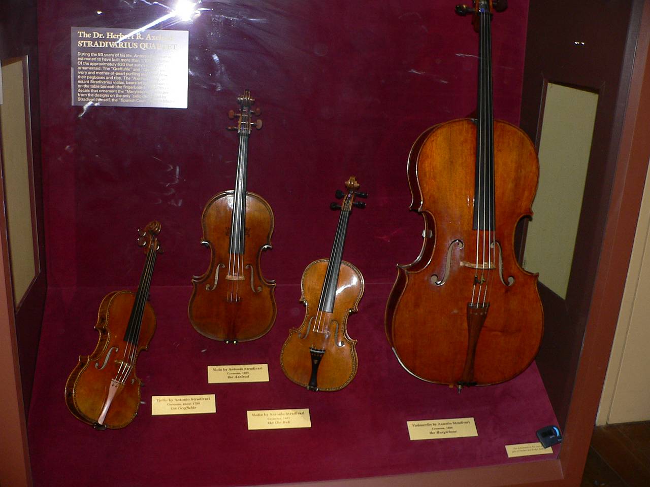 Violin Makers - The Axelrod quartet of Stradivarius instruments