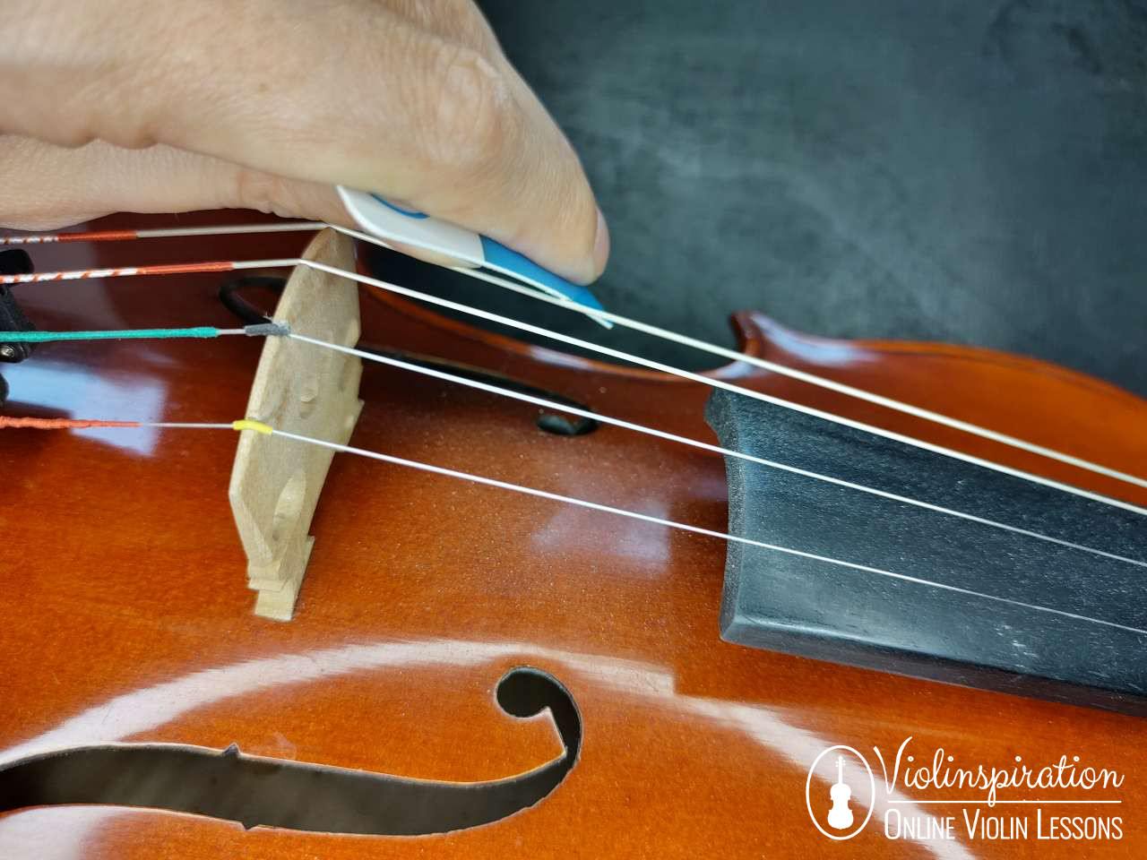 Cleaning store violin strings