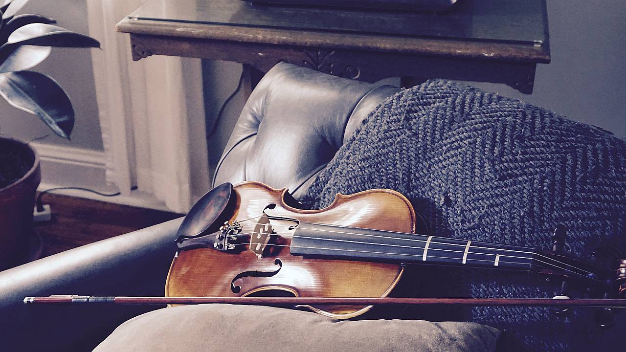 violin practice routine - practice room